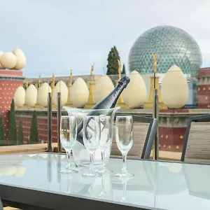  Apartamento ático Enfrente Del Museo Dalí